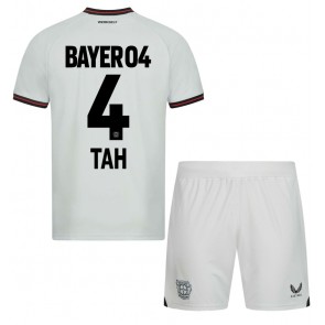 Bayer Leverkusen Jonathan Tah #4 Bortaställ Barn 2023-24 Kortärmad (+ Korta byxor)